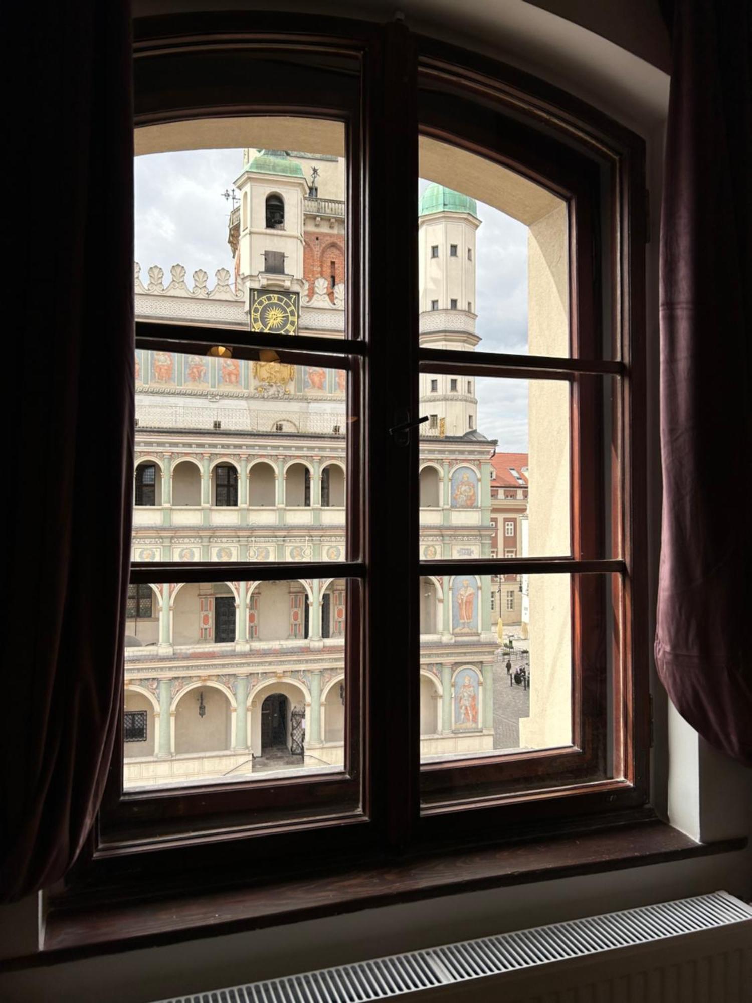 Apartament Stary Rynek 41 Posen Exterior foto
